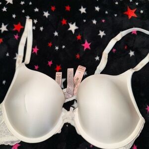 Victoria's Secret White dream Angels lace Bra